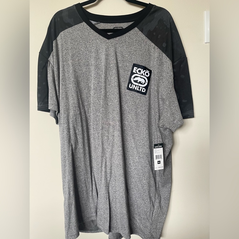 Ecko unltd. 4xl grey and black tee shirt
